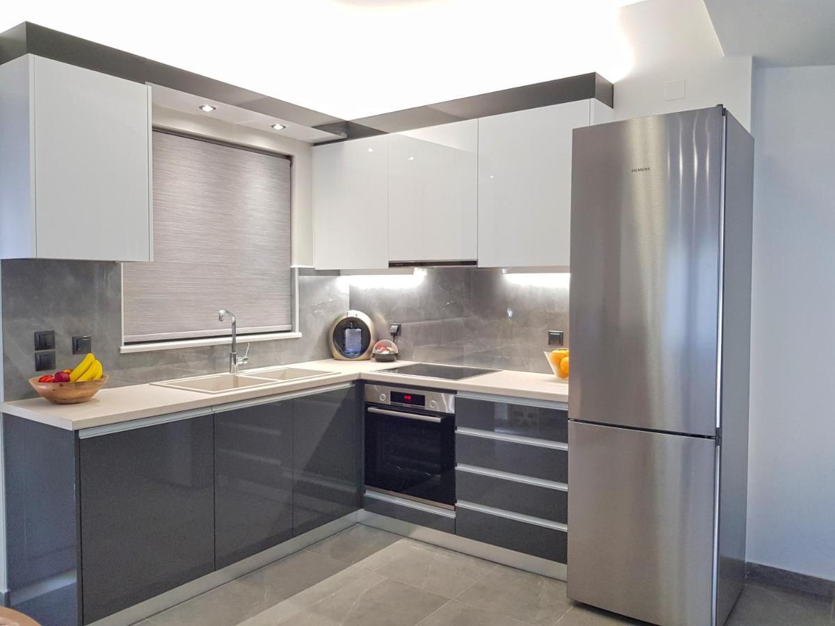 Four Seasons Homes สตาโลส ภายนอก รูปภาพ
