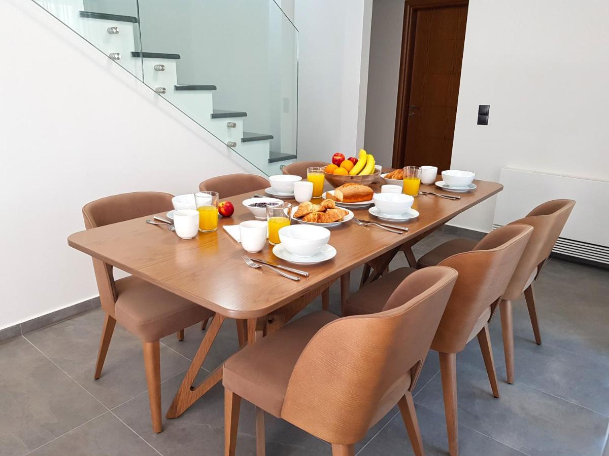 Four Seasons Homes สตาโลส ภายนอก รูปภาพ